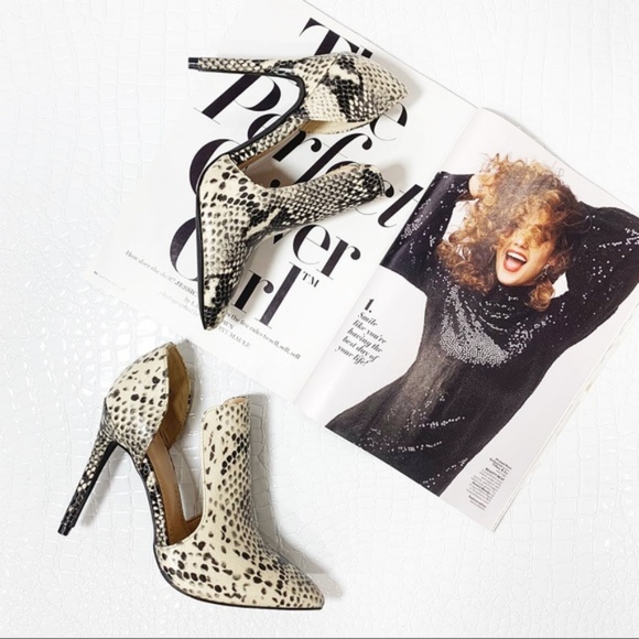 Snakeskin Print Cut Out Heel - Picture 3 of 3